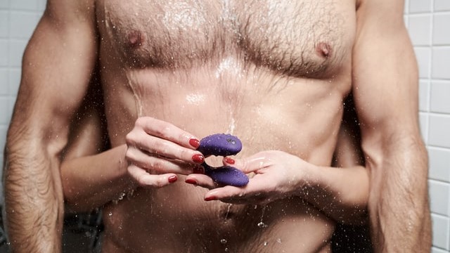vibrátor pro páry muž sprcha 
